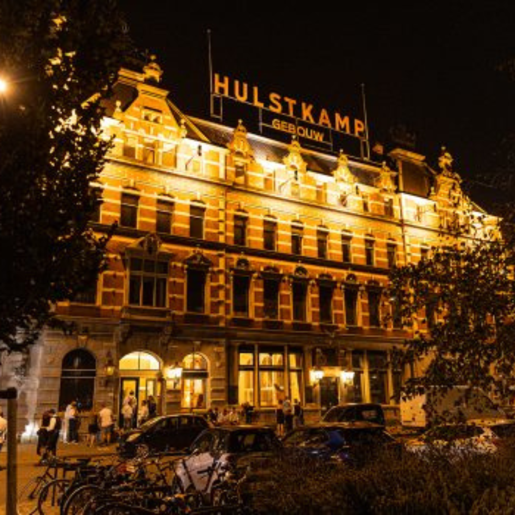 Hulstkamp Building in Rotterdam - Historic event venue with versatile meeting rooms and elegant spaces for corporate events and special occasions