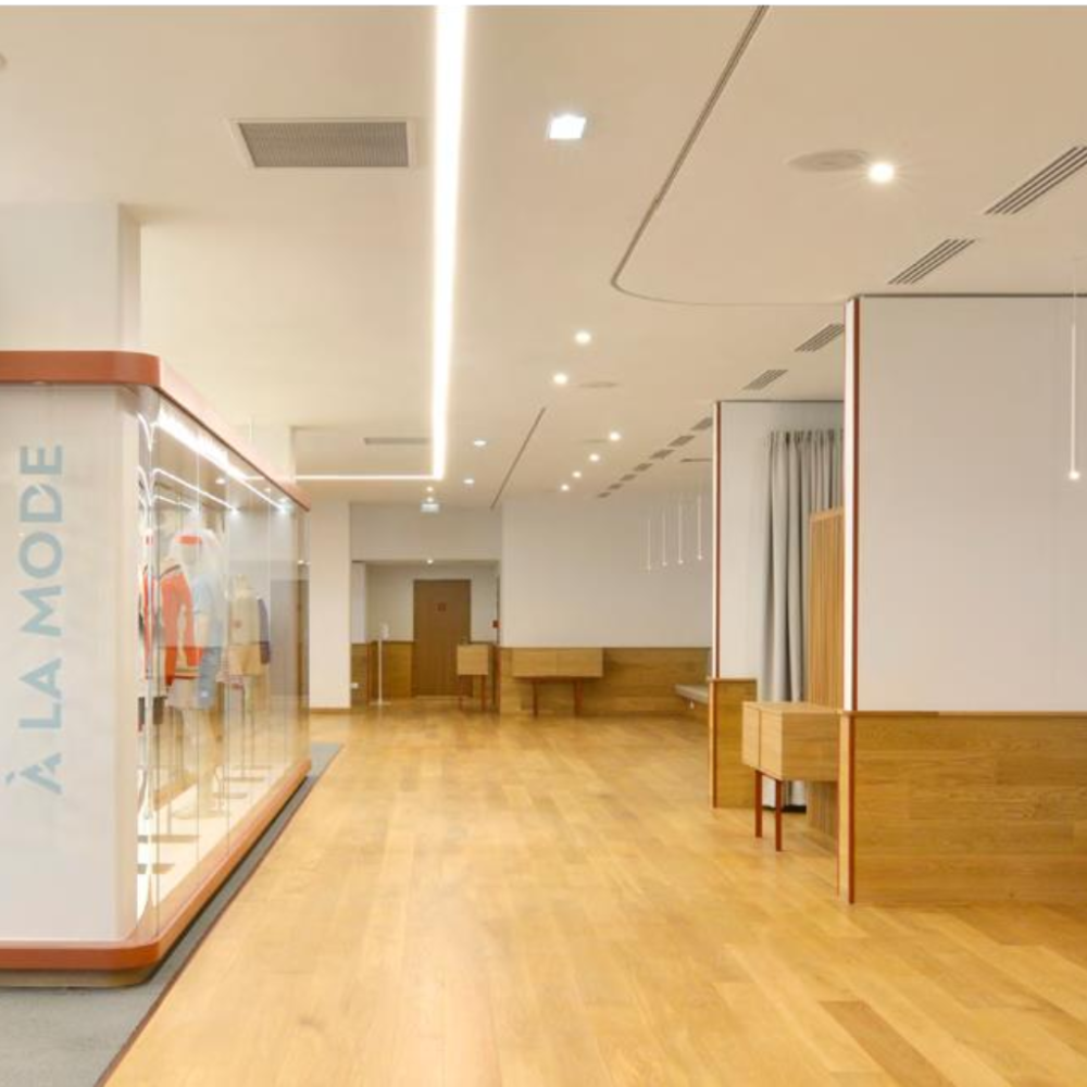 Roland Garros tennis venue hire